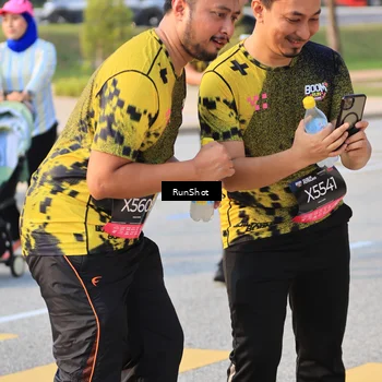 Runner Photo 6996384