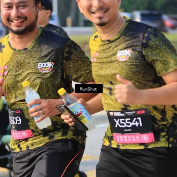Runner Photo 6996386