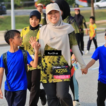 Runner Photo 6996403