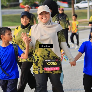 Runner Photo 6996406
