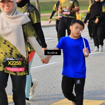 Runner Photo 6996408