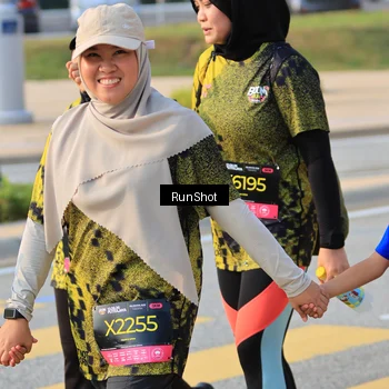Runner Photo 6996417