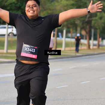 Runner Photo 6996422