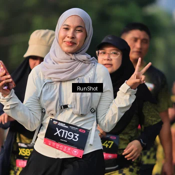 Runner Photo 6996573