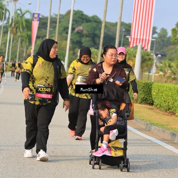 Runner Photo 6996774