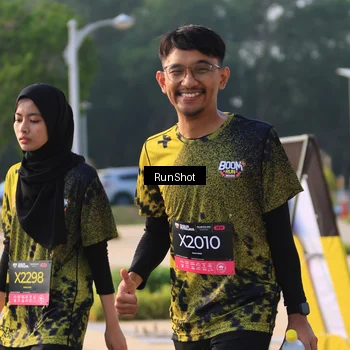 Runner Photo 6996892