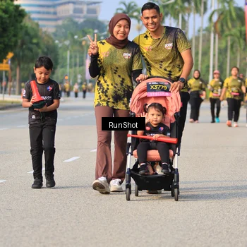 Runner Photo 6996989