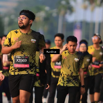 Runner Photo 6996996