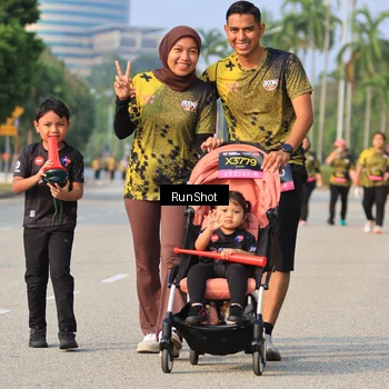Runner Photo 6997005