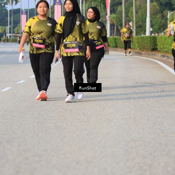 Runner Photo 6997046