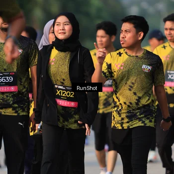 Runner Photo 6997058