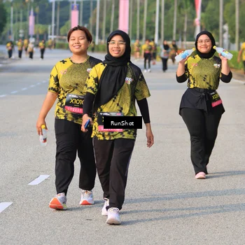 Runner Photo 6997068