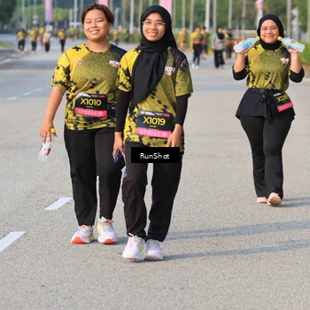 Runner Photo 6997070