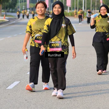 Runner Photo 6997078