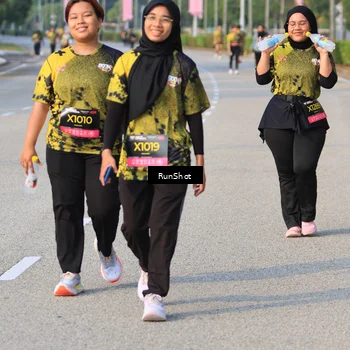 Runner Photo 6997101
