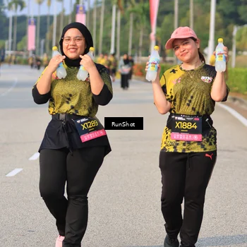 Runner Photo 6997102