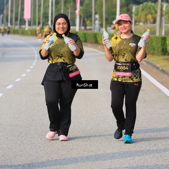 Runner Photo 6997106