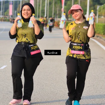 Runner Photo 6997110