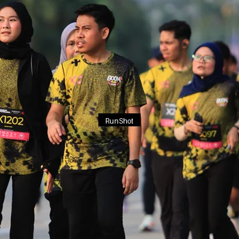 Runner Photo 6997111