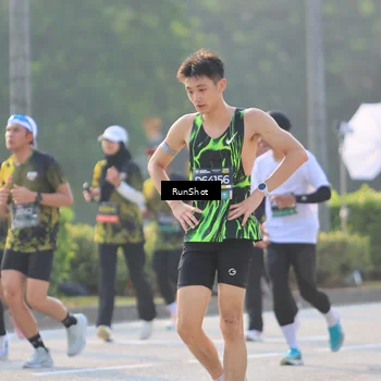 Runner Photo 6997171