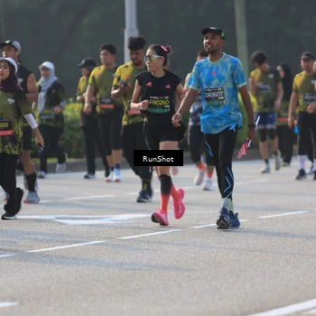 Runner Photo 6997175