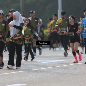 Runner Photo 6997181