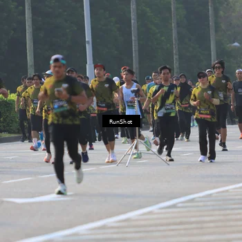 Runner Photo 6997201