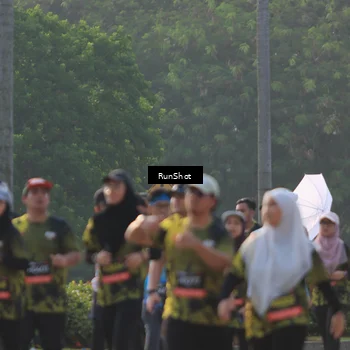 Runner Photo 6997211