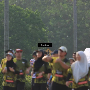Runner Photo 6997223