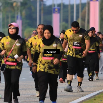 Runner Photo 6997320