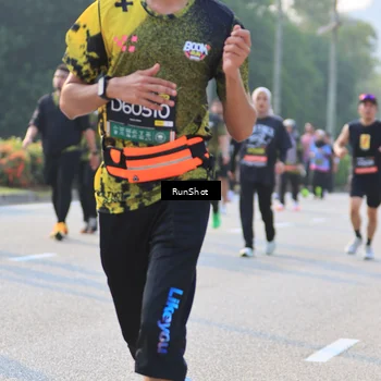 Runner Photo 6997345
