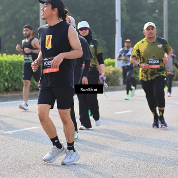 Runner Photo 6997361