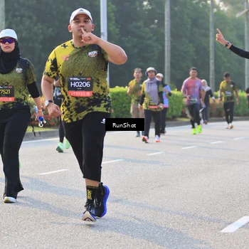 Runner Photo 6997376
