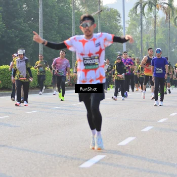 Runner Photo 6997379