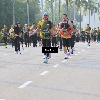 Runner Photo 6997392