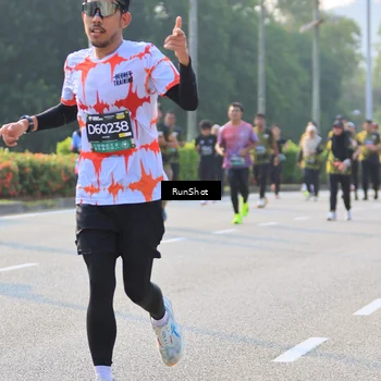 Runner Photo 6997394