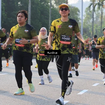 Runner Photo 6997411