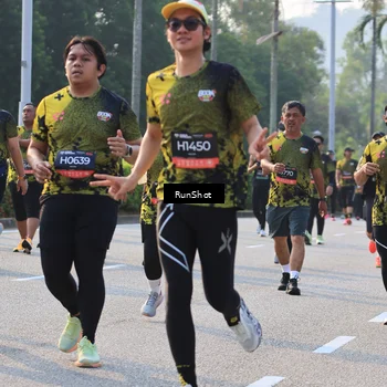 Runner Photo 6997414