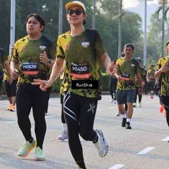 Runner Photo 6997415