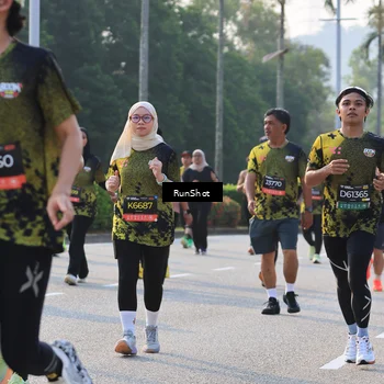 Runner Photo 6997420