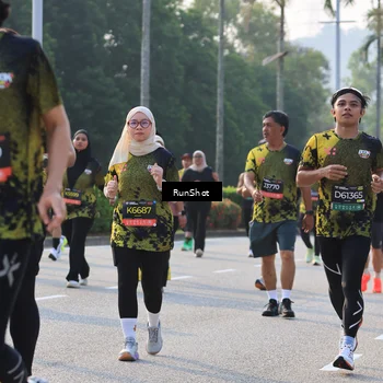 Runner Photo 6997421