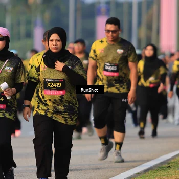 Runner Photo 6997425