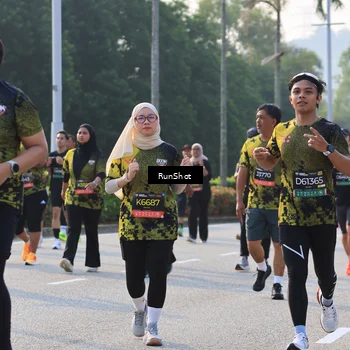 Runner Photo 6997426