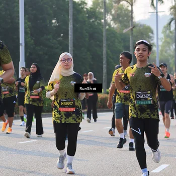 Runner Photo 6997427