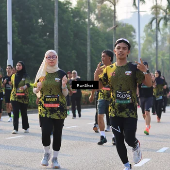 Runner Photo 6997428