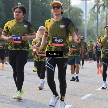Runner Photo 6997432