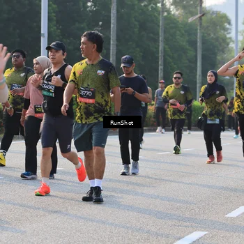 Runner Photo 6997437