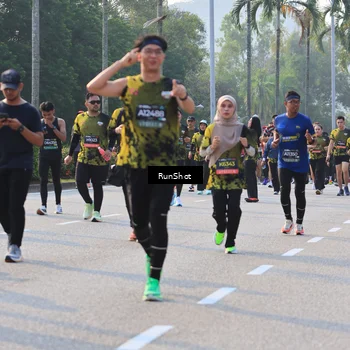 Runner Photo 6997448