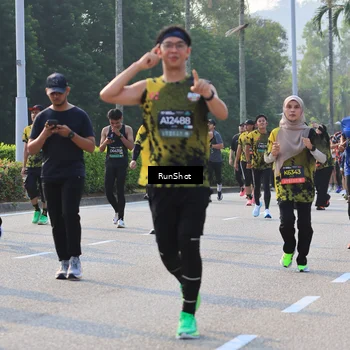 Runner Photo 6997455