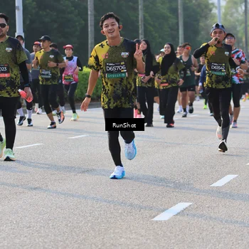 Runner Photo 6997465